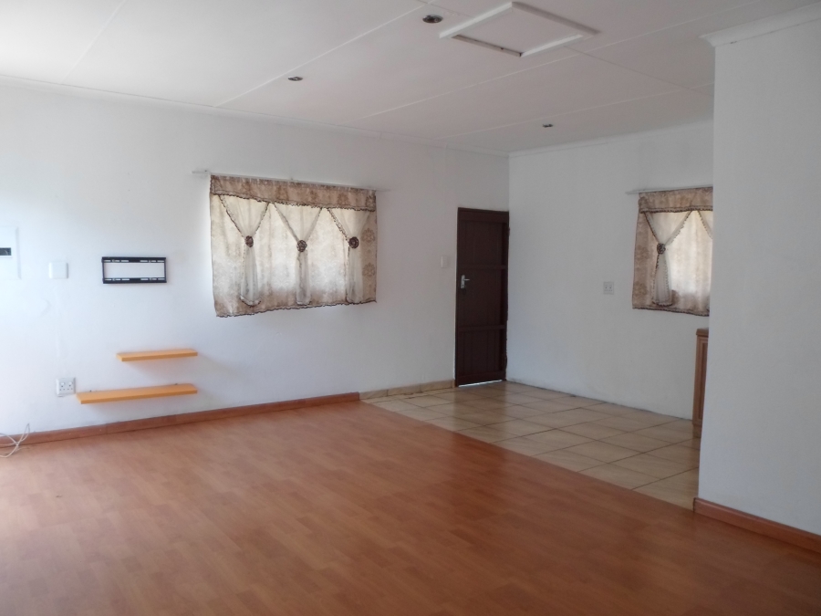 To Let 1 Bedroom Property for Rent in Vaalpark Free State